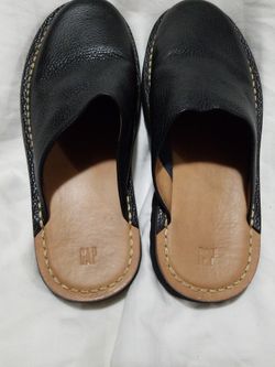 Gap Mens Slides