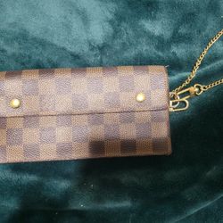 AUTHENTIC LOUIS VUITTON WALLET 