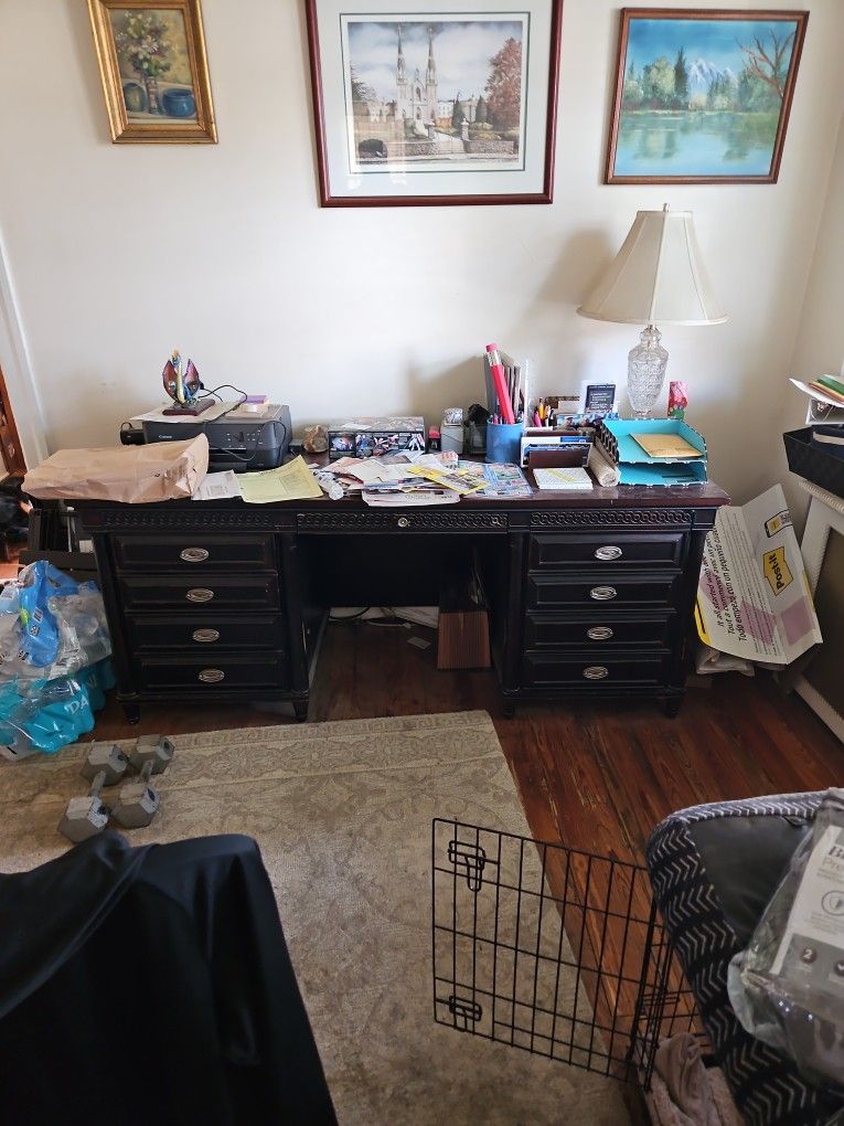 Mahogany Wood Desk