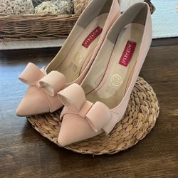 Beautiful Heels Size 9