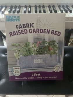 New Back To The Roots 3 Foot Raised Garden Bed