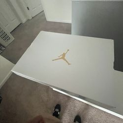 Jordan 3 Size 9.5 In Women’s 8.0 In Men’s 