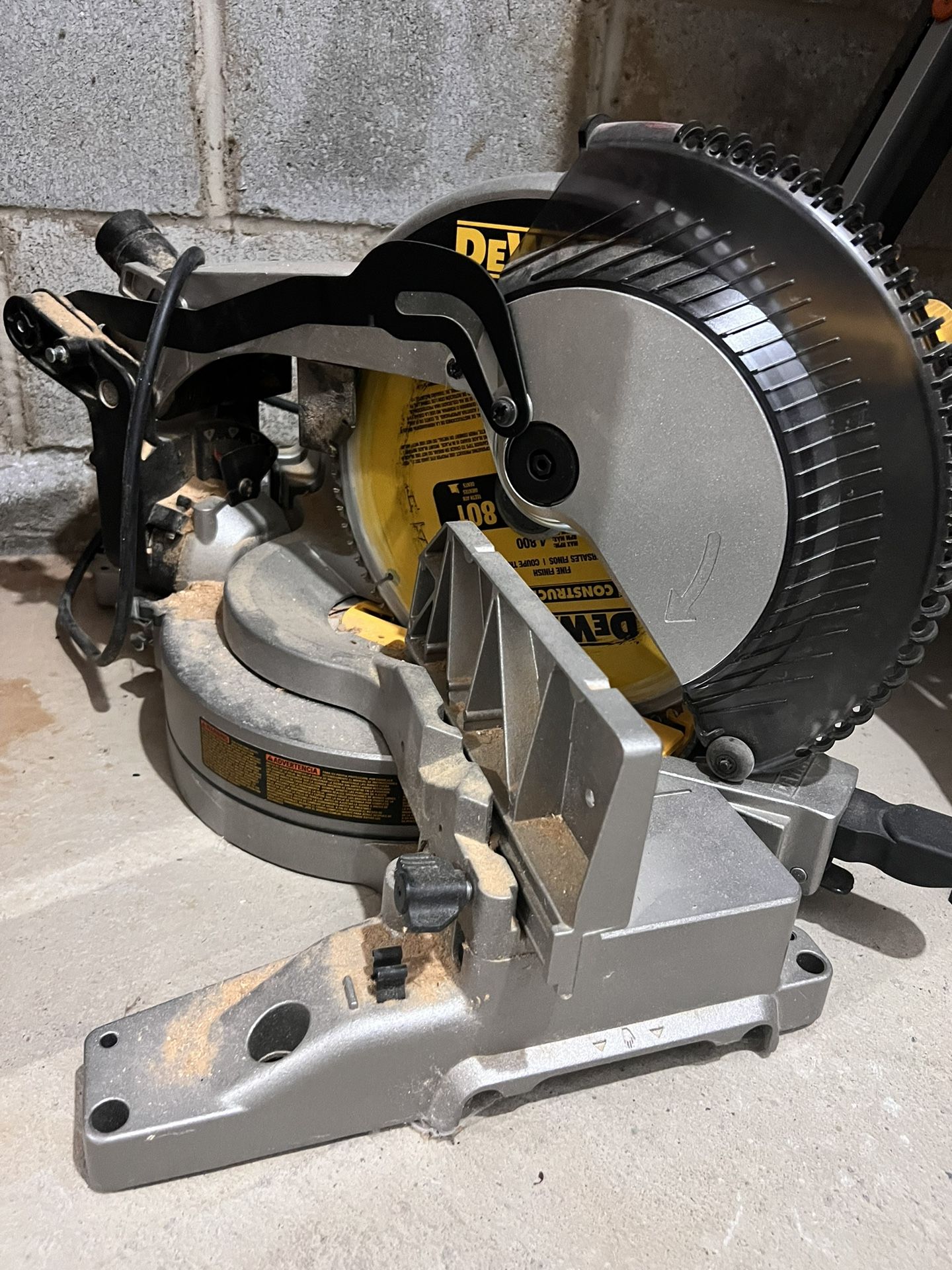 Dewalt 713 miter saw sale