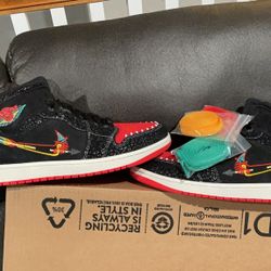 AIR JORDAN 1 MID SIEMPRE FAMILIA
