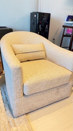 2 accent chairs