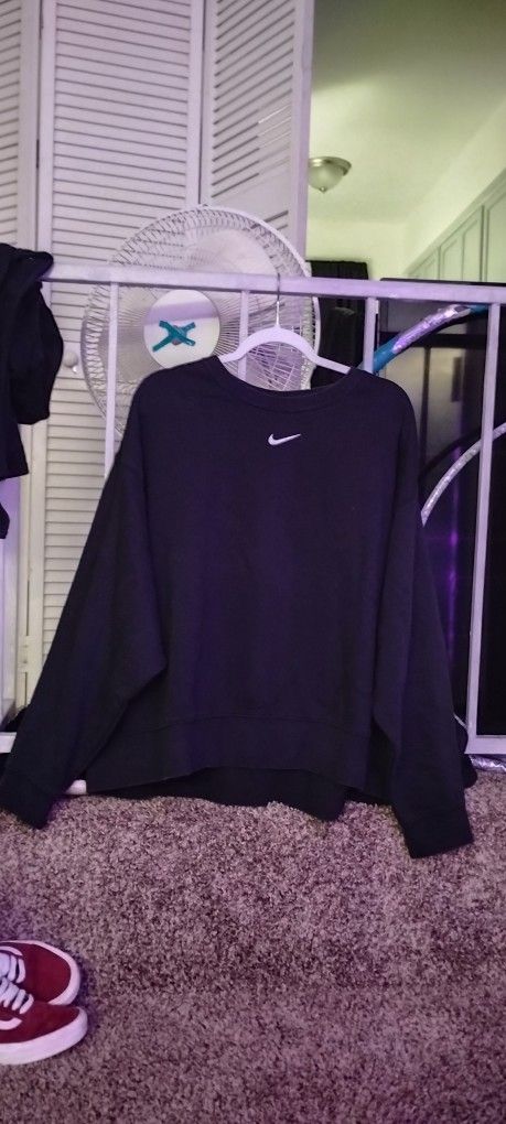 Nike Oversized Crew Sweatshirt
