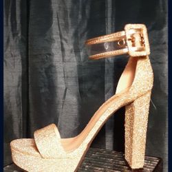 GUESS CLEAR ANKLE STRAP PLATFORM HEEL