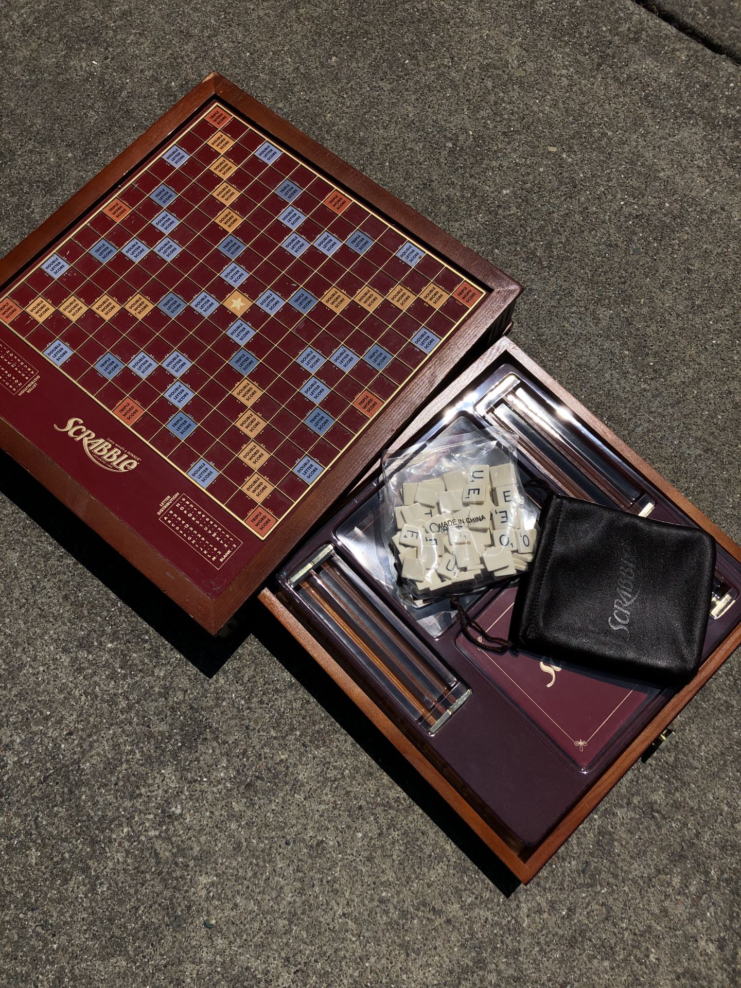 Scrabble board game set