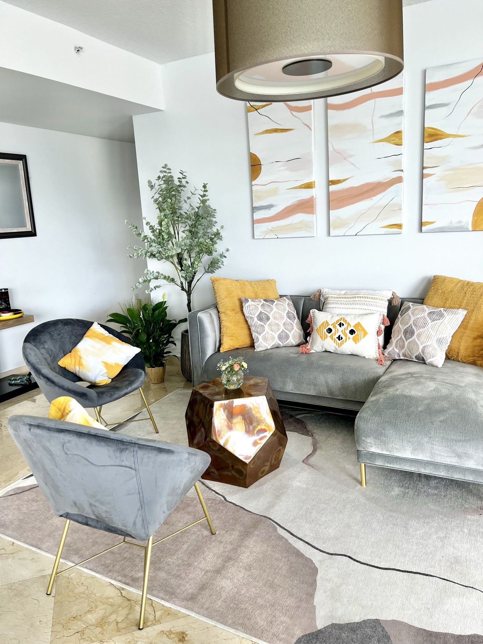 Right Chaise Sofa + 2 Chairs