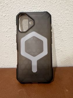 UAG Essential Armor MagSafe iPhone 16 case