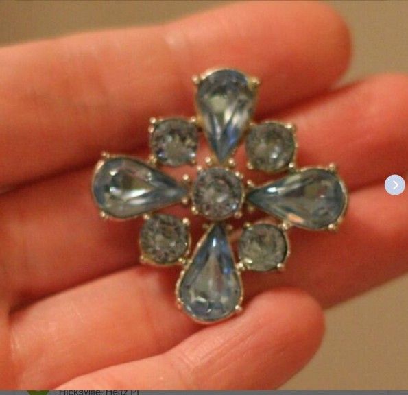 Shiny Light Blue Stone Brooch "Flower" "Snowflake"