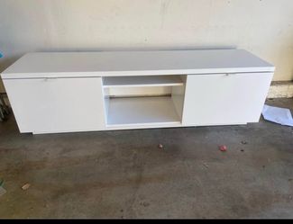IKEA tv center