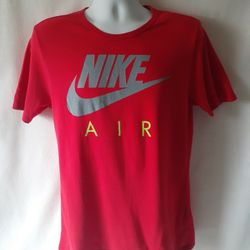 Nike Air men's red short-sleeve t-shirt size M