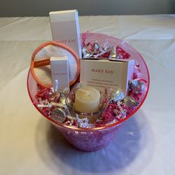 Mother’s Day Gift Basket 29