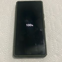 Google Pixel 7a 128 GB with UAG Scout Case