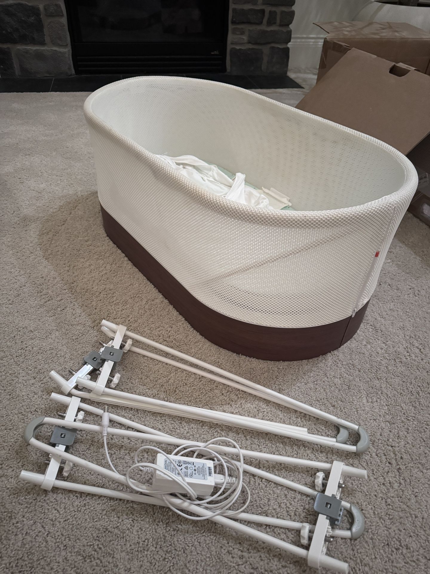 Happiest Baby SNOO Smart Sleeper Bassinet - White/Brown