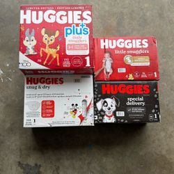 Diapers huggies 