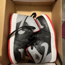 Jordan Mids Toddler