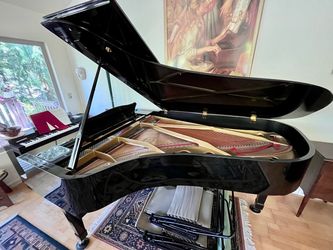 Yamaha C7 Grand Piano, black, 7’-6”.