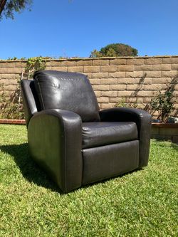 Recliner Chair