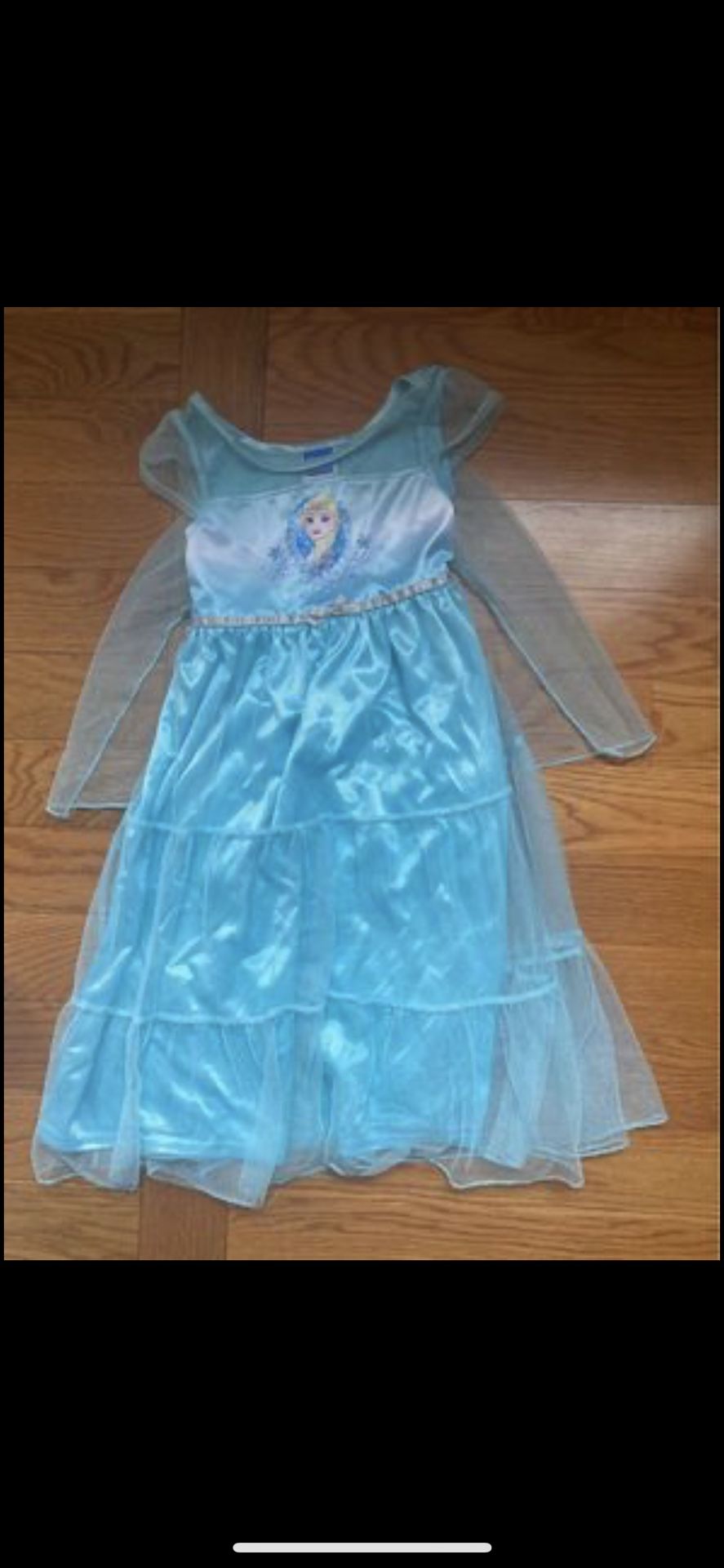 Official Elsa Dress & Accessories Size 6