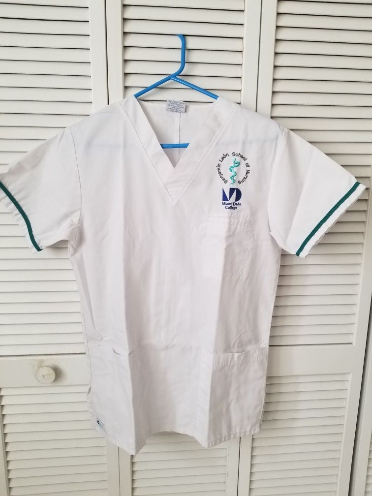 MDC Miami Dade College Scrubs for Classes and Clinicals