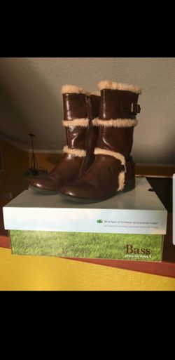New Girls Boots with fur inside