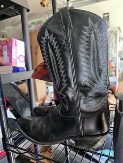 Size 11D boots