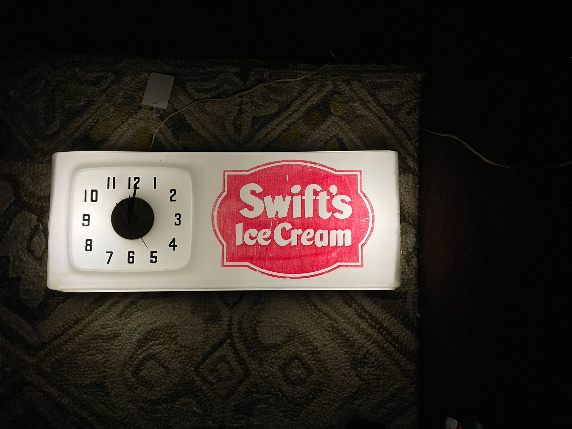 VTG 1950s Swift's Ice Cream Sign Lighted Wall Clock Advertising Co. Works