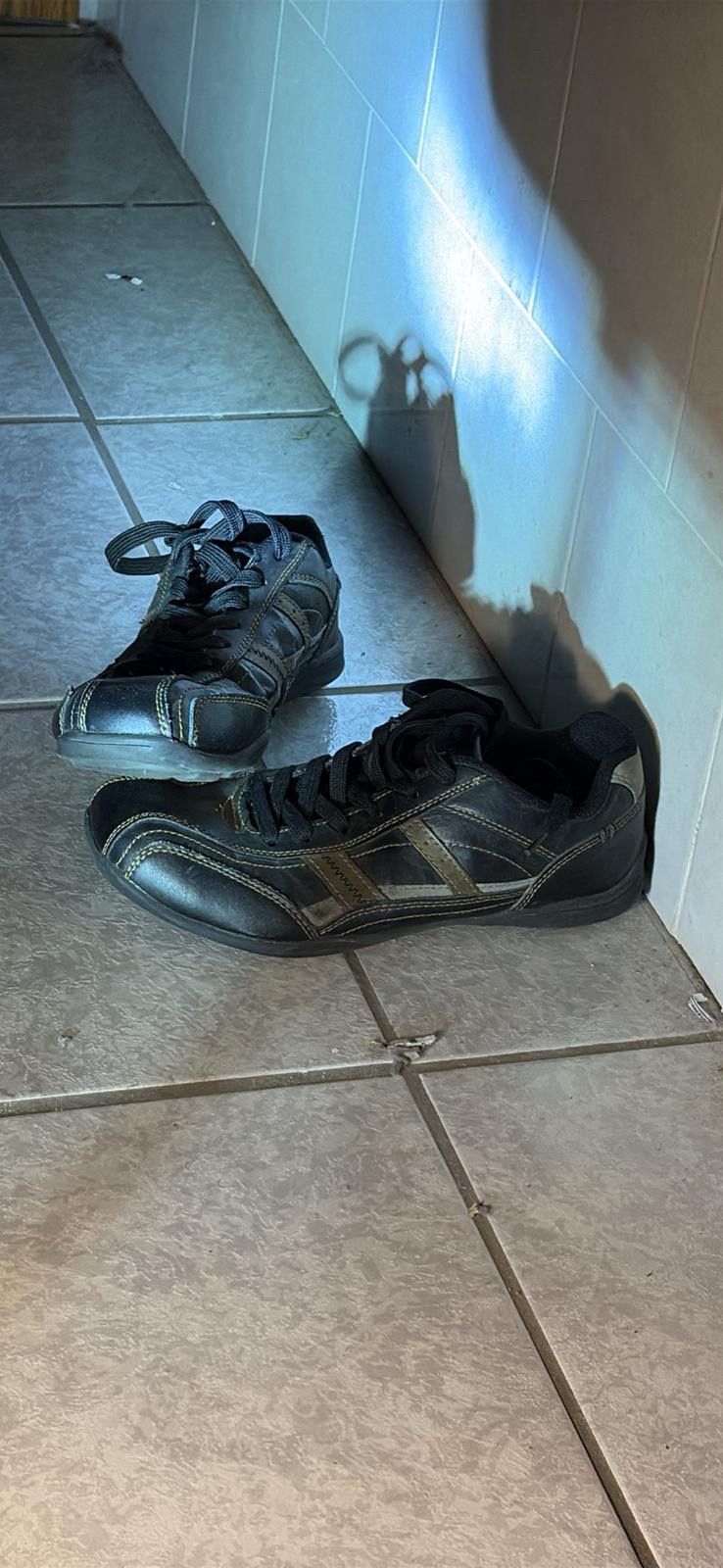 Tennis and boots