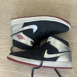 Jordan High 1 Black and Silver