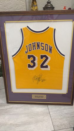 Magic Johnson autographed jersey