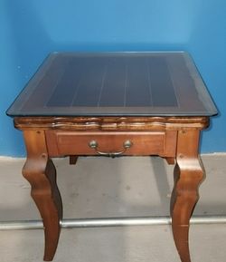 Vintage Traditional Wooden End Table - Cabriole Legs, Drawer & Glass Top Inlay