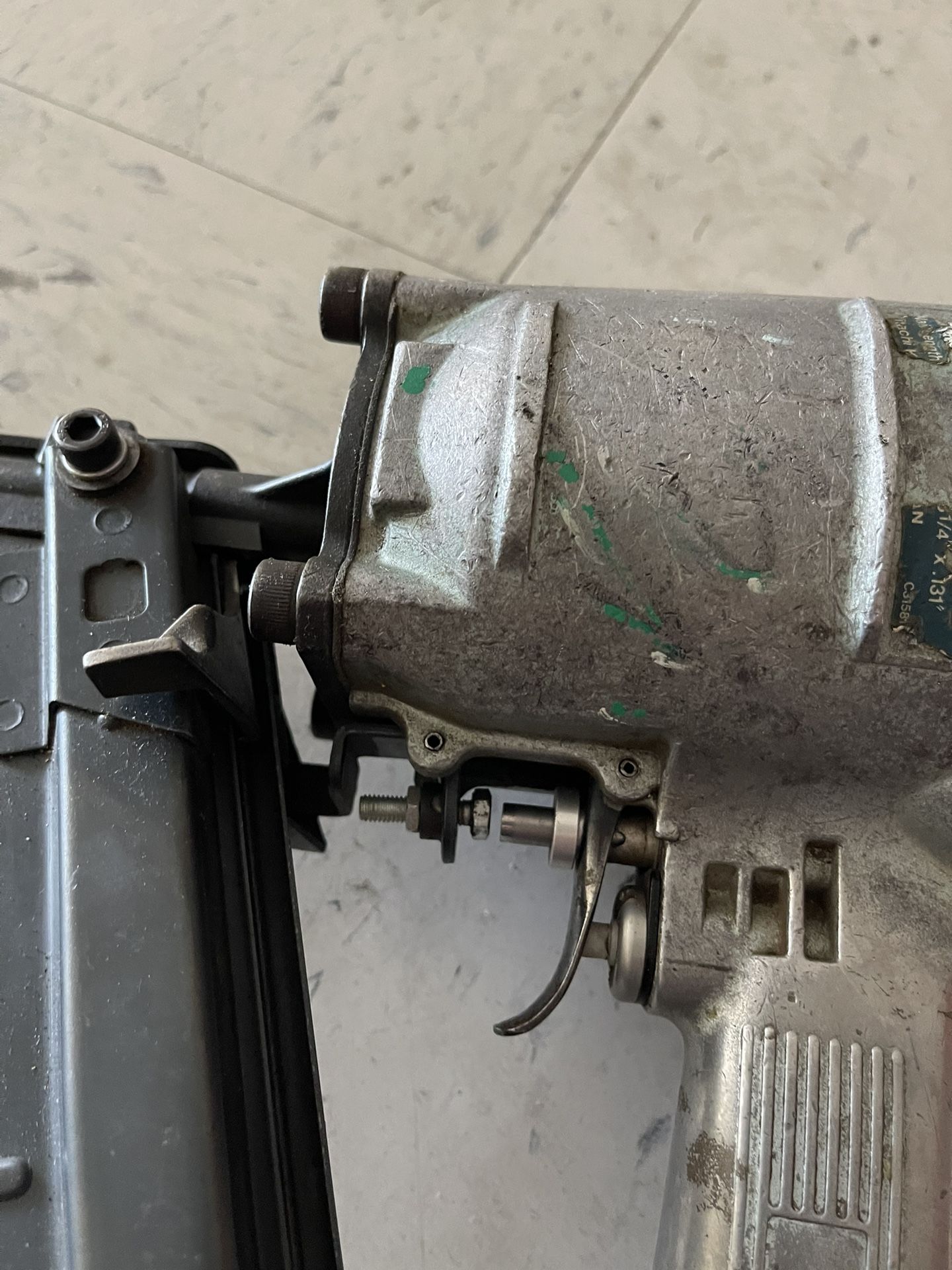 Hitachi Nail Gun