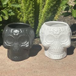 Set of 2 Ceramic Sugar Skull Succulent Planter Small Plant Pot Day of the Dead Decor