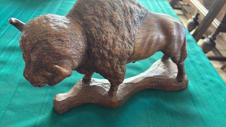 1of 6 Collectible Handcraved BUFFALO (BISON)