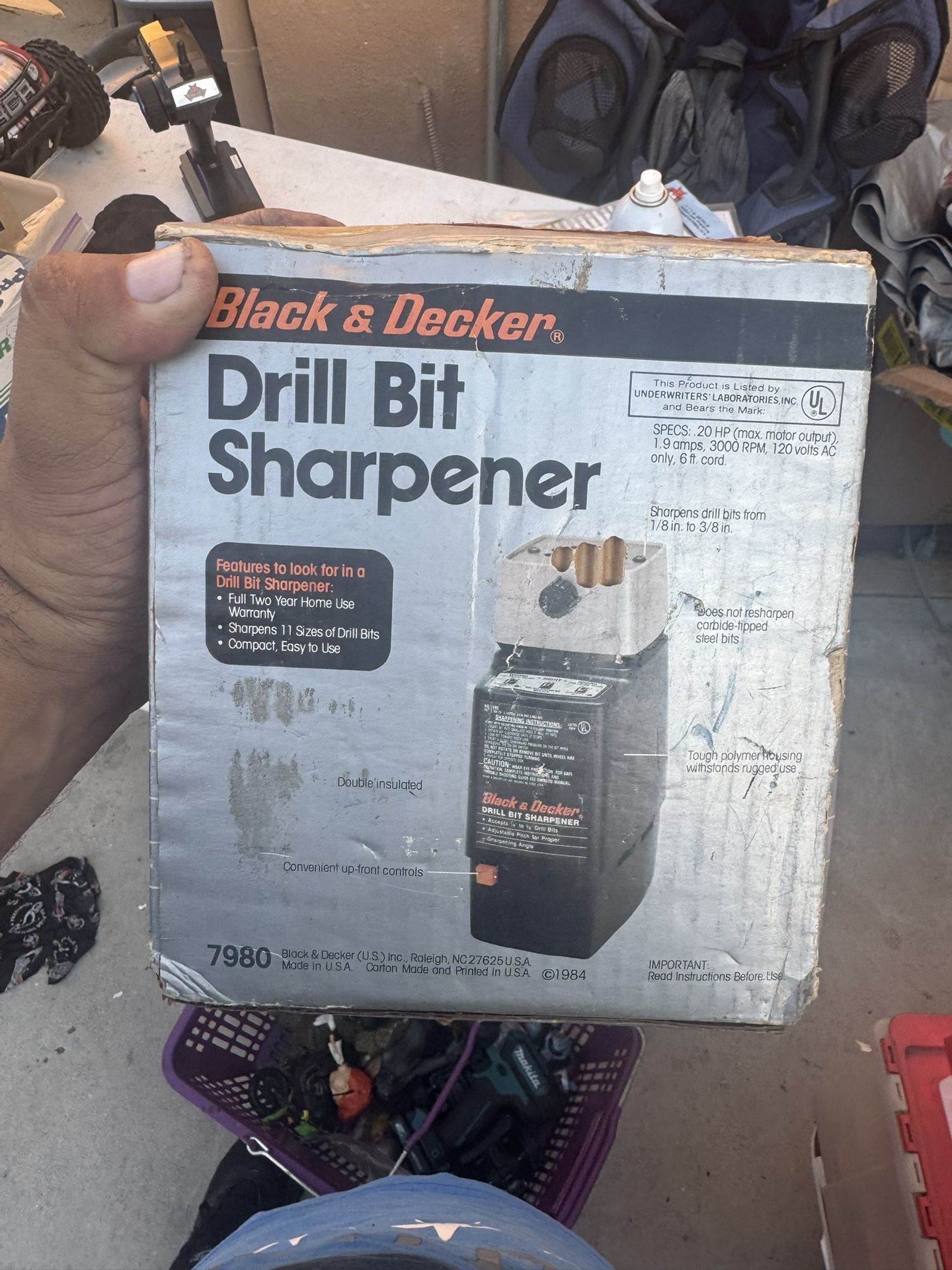 Drill bit sharpener