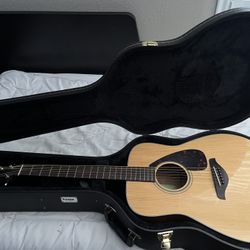 Yamaha Acoustic Guitar