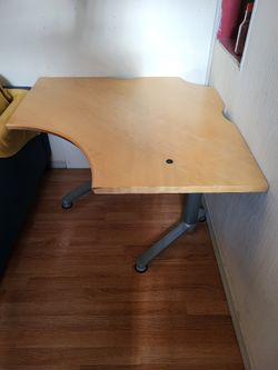 Haworth Sit/Stand Corner Desk
