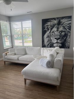 City Furniture White Sectional Sofa – Like New
