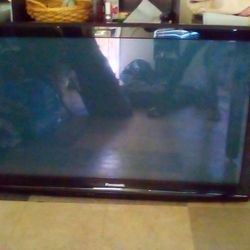 Big Screen Panasonic Tv