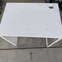 FREE TABLE