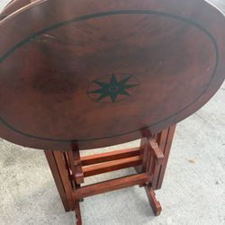 Beautiful Vintage Style Tv Trays Cherrywood 