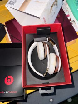 SPECIAL EDITION GOLD  beatssolo wireless