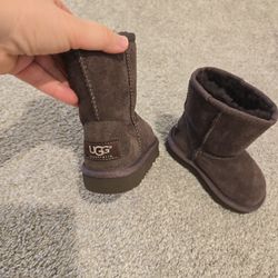 Ugg Toddler Size 6 New 
