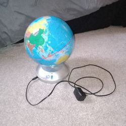 Discovery Light Up Globe