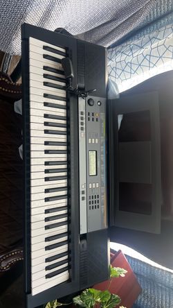 Yamaha piano YPT-240 only for this week 40 cash