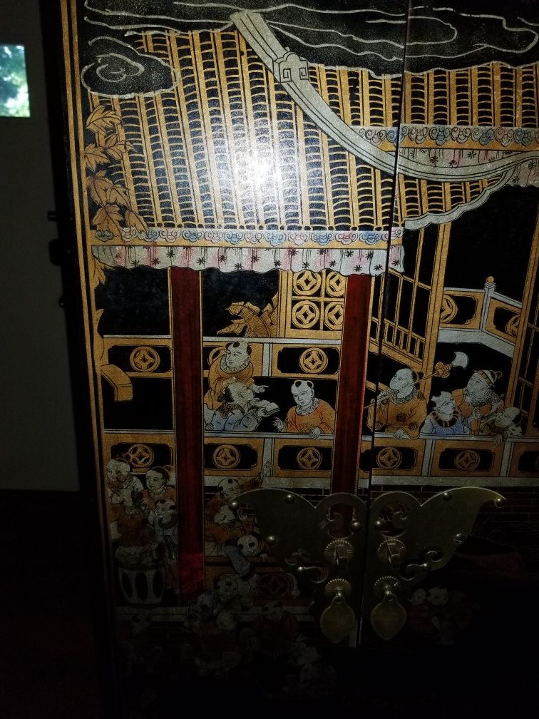 Beautiful Black lacquer oriental floor jewelry armoire