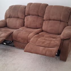 2 recliner sofas
