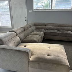MOVING SALE 🛋️ Blaise Fabric Sectional with Storage Chaise